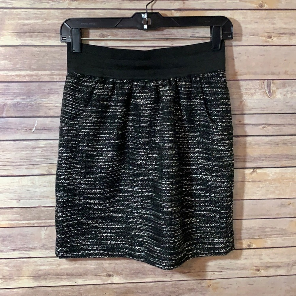 ⭐️ Outback Red black tweed skirt with pockets c6
